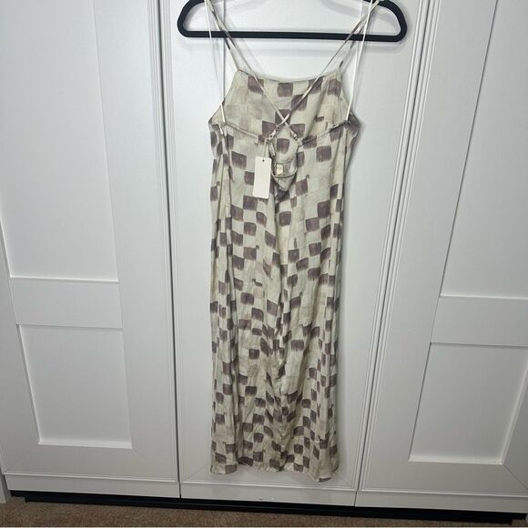 Grade & Gather Tan and White Maxi Dress Sleeveless Small. (R1) - Picture 3 of 9
